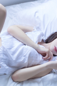 娇妻被交换黑人粗又大又硬